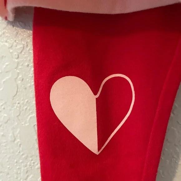 Size 12 Month Cat & Jack Heart Set - Picture 2 of 5